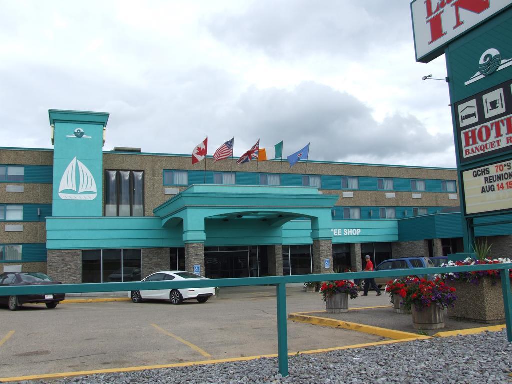 Lakeland Inn Hotel Cold Lake Экстерьер фото